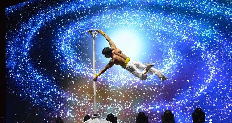 太空漫步攻略（打造无敌团队，征服宇宙星际）
